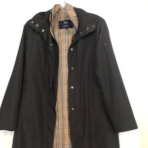 Burberry black raincoat
